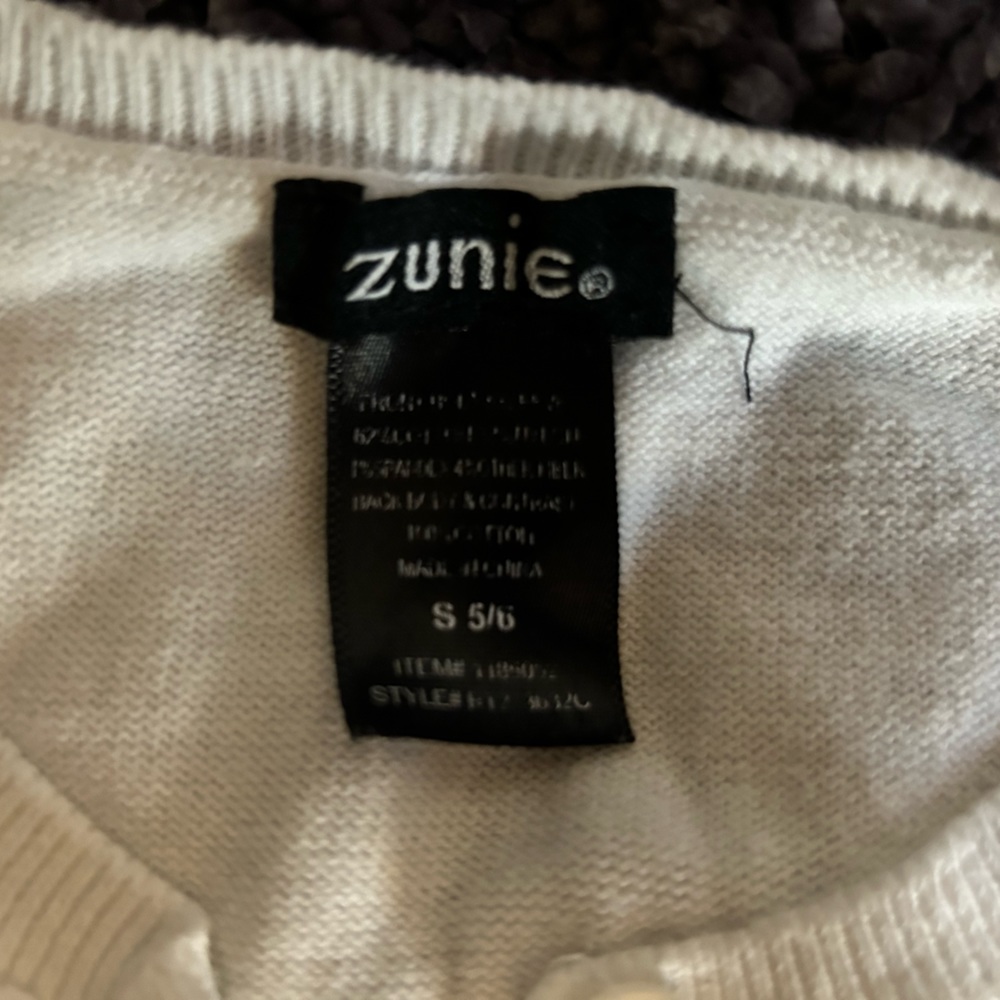 Lightweight sweaters - Picture 6 of 6